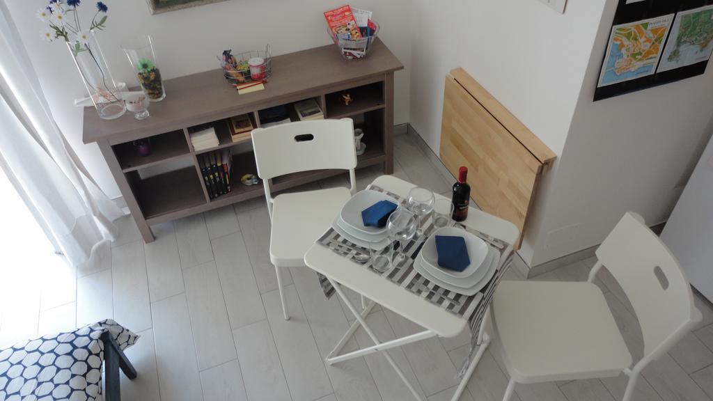 Appartement New Flat In The Heart Of Pouzzoles Extérieur photo